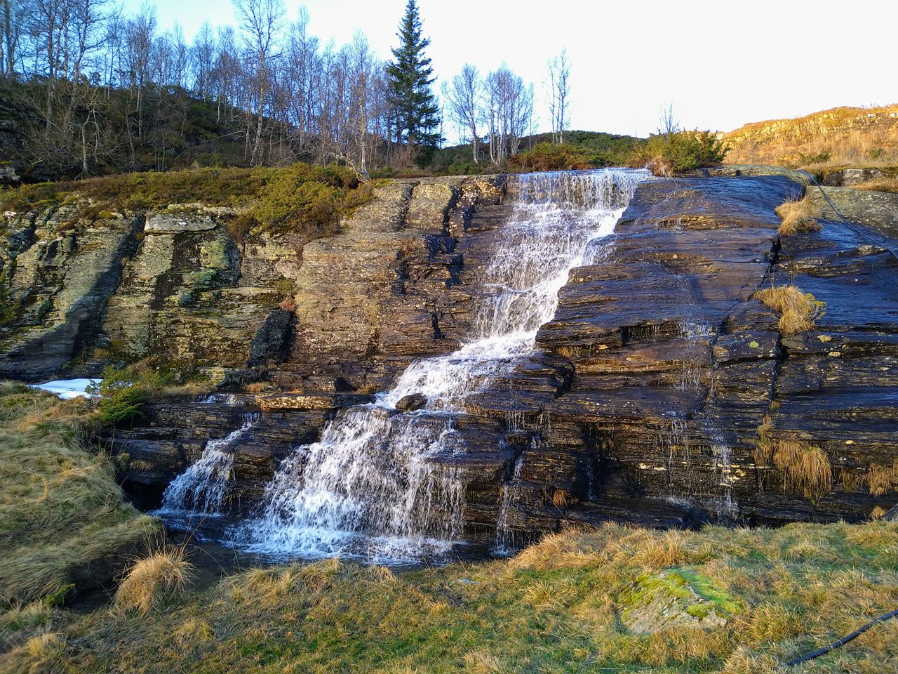 Rennande vatn
