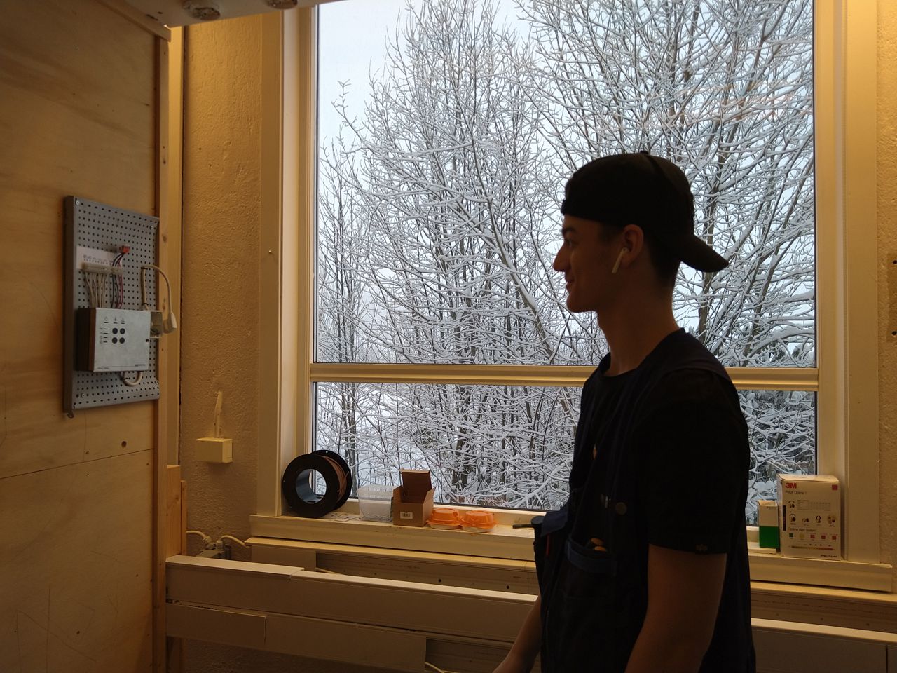 Øving på montering av utstyr. Når jobben er gjort, må ein ta ned igjen det ein har montert.